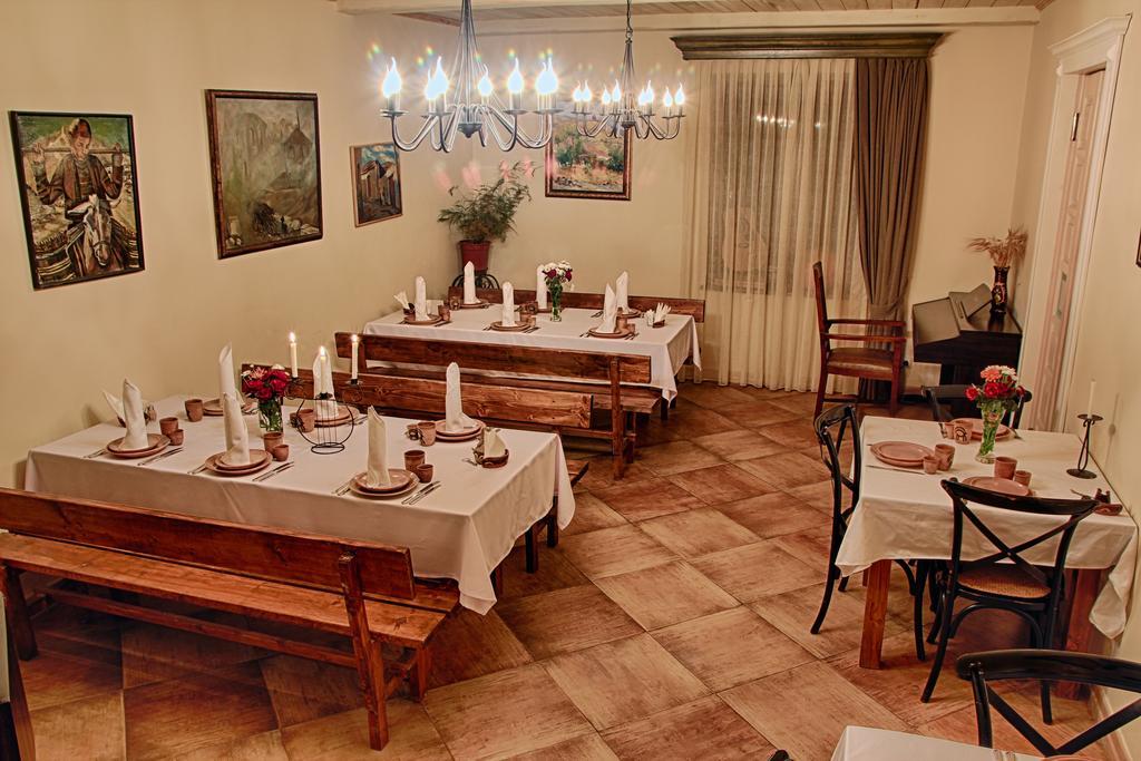 Tsaghkunq Guest House Sevan Buitenkant foto