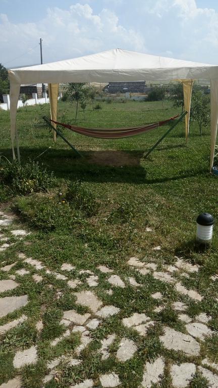 Tsaghkunq Guest House Sevan Buitenkant foto
